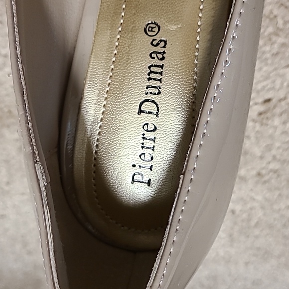 NWOT Pierre Dumas Beige Heels - Picture 4 of 6